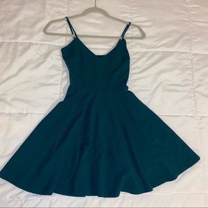 Windsor green dress with pockets